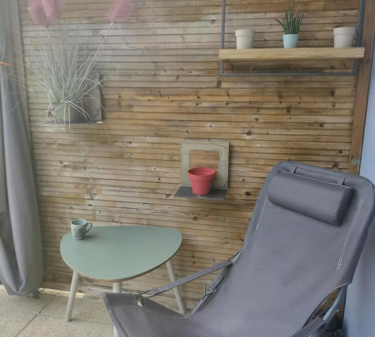 Appartement Avec Terrasse Guichen 0*,  프랑스